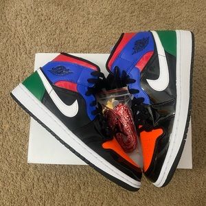 Jordan 1 mid
